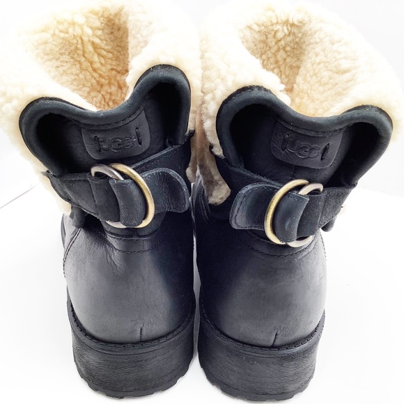 {UGG}Aldon Water Resistant Leather Boot - Picture 15 of 16